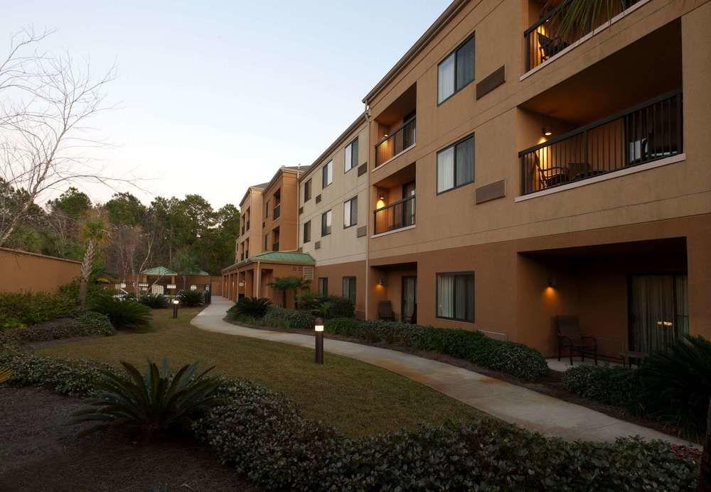 Courtyard By Marriott Valdosta Hotel Екстериор снимка